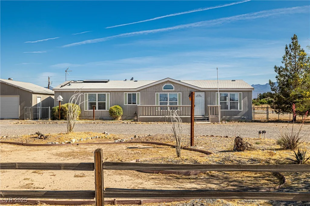 790 Alaska, Pahrump, NV 89060