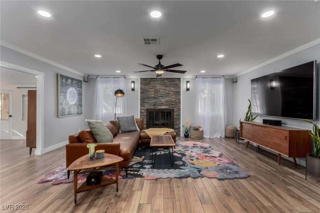 2617 Mason, Las Vegas, NV 89102