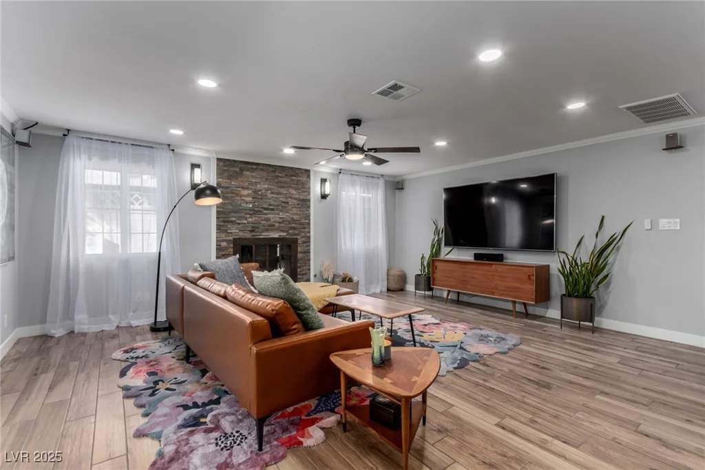 2617 Mason, Las Vegas, NV 89102