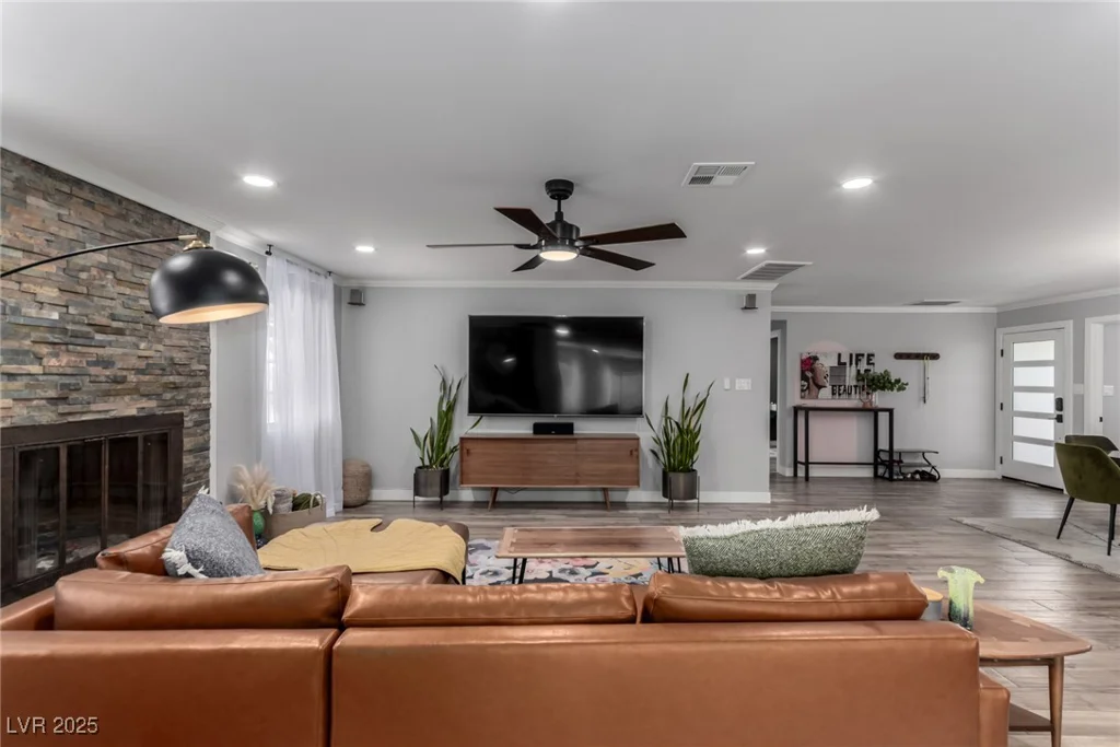2617 Mason, Las Vegas, NV 89102