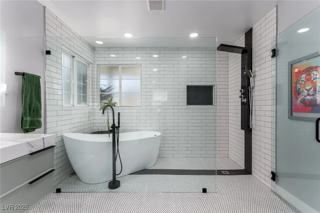2617 Mason, Las Vegas, NV 89102