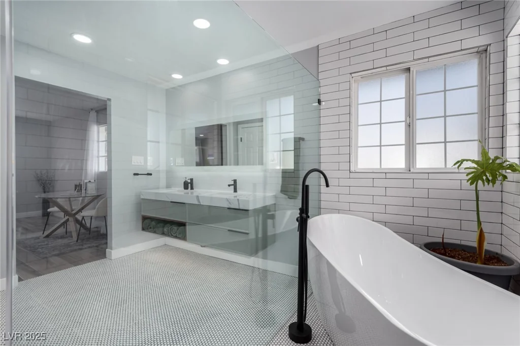 2617 Mason, Las Vegas, NV 89102
