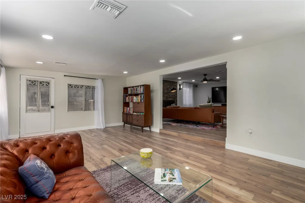 2617 Mason, Las Vegas, NV 89102