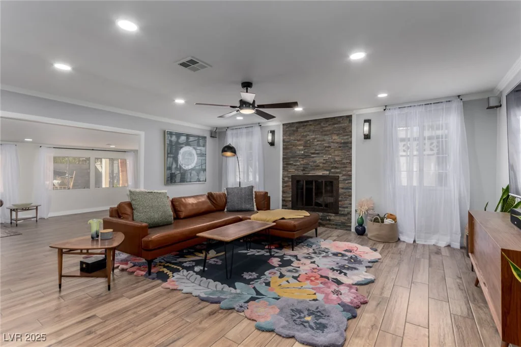 2617 Mason, Las Vegas, NV 89102