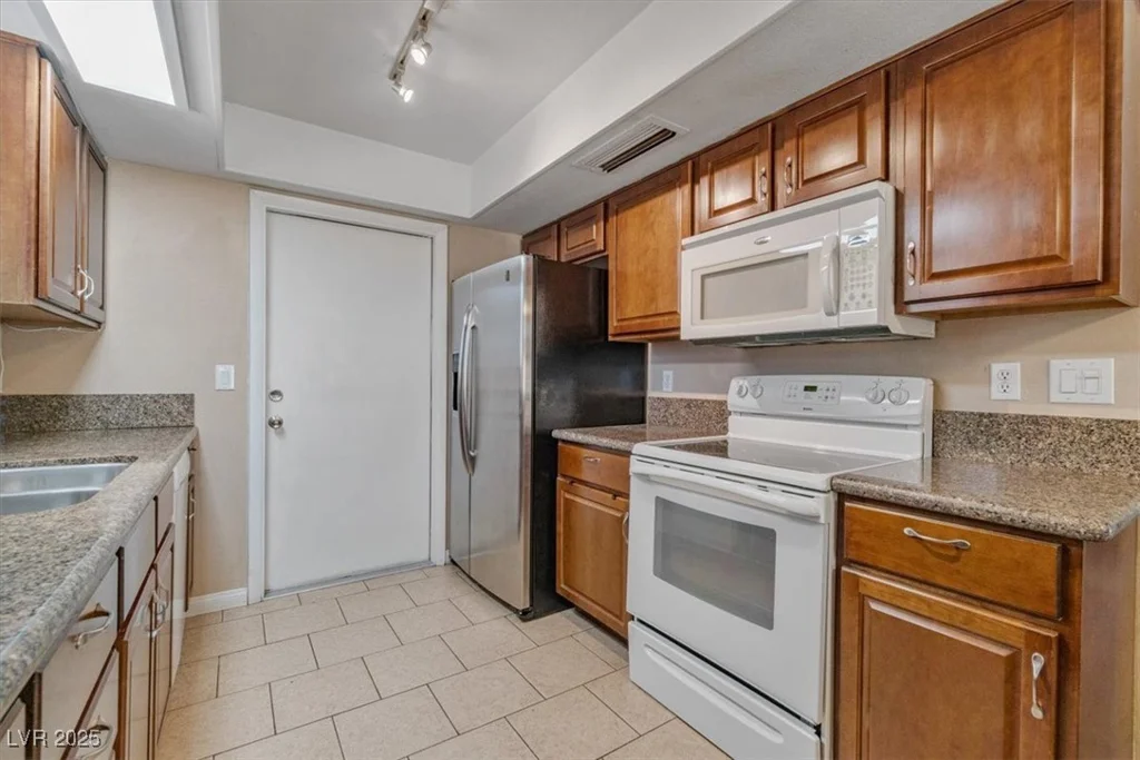 2251 Horse Creek, Henderson, NV 89014