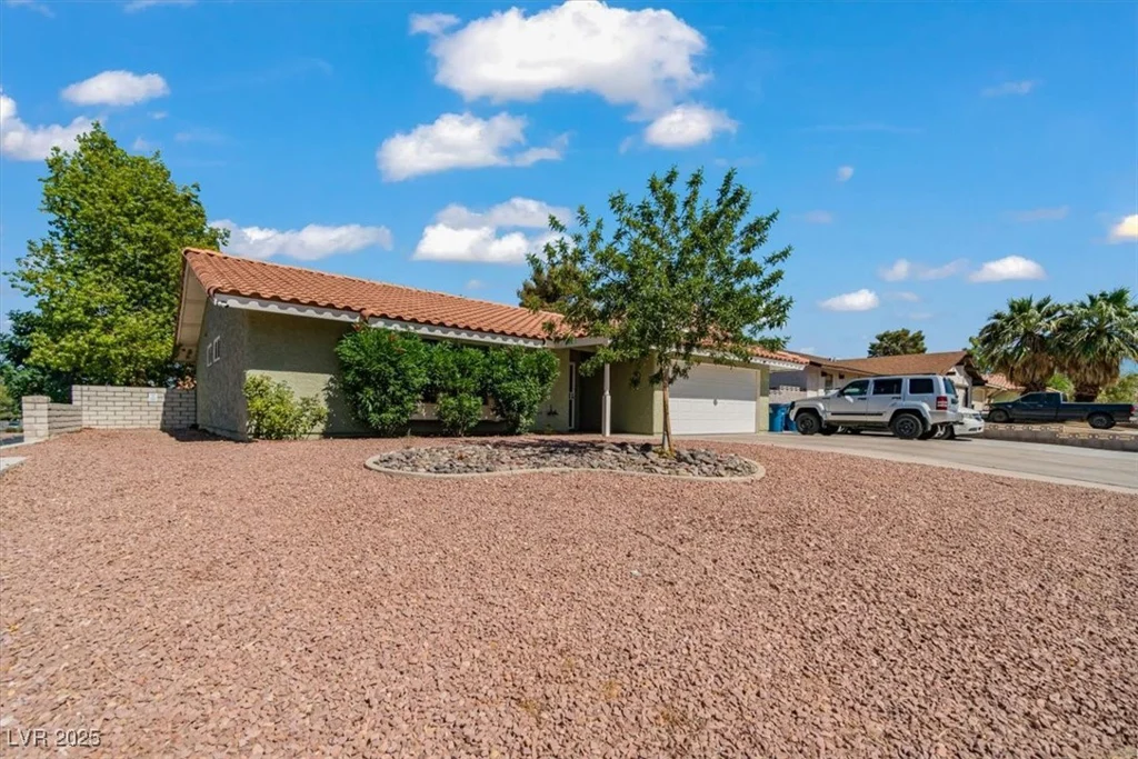 2251 Horse Creek, Henderson, NV 89014