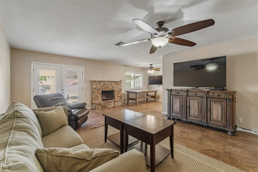2251 Horse Creek, Henderson, NV 89014
