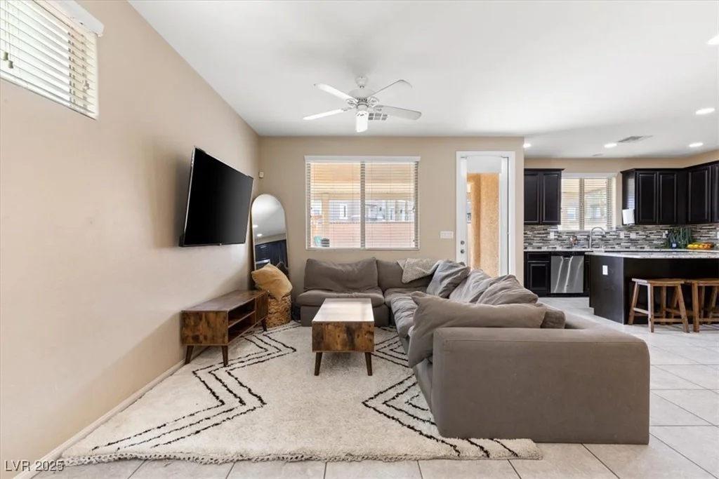 6301 Beavertail Pond, Las Vegas, NV 89122