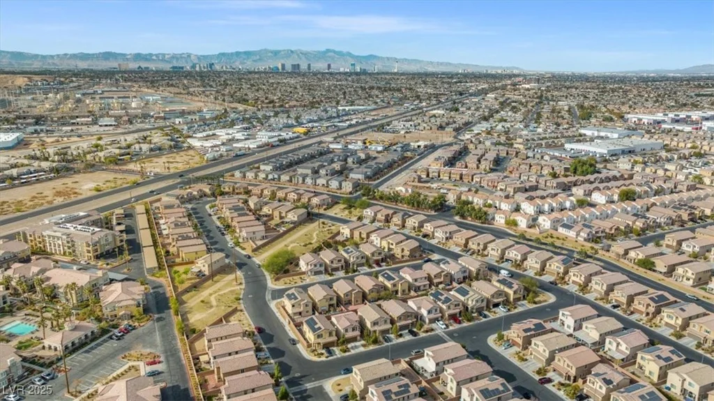6301 Beavertail Pond, Las Vegas, NV 89122