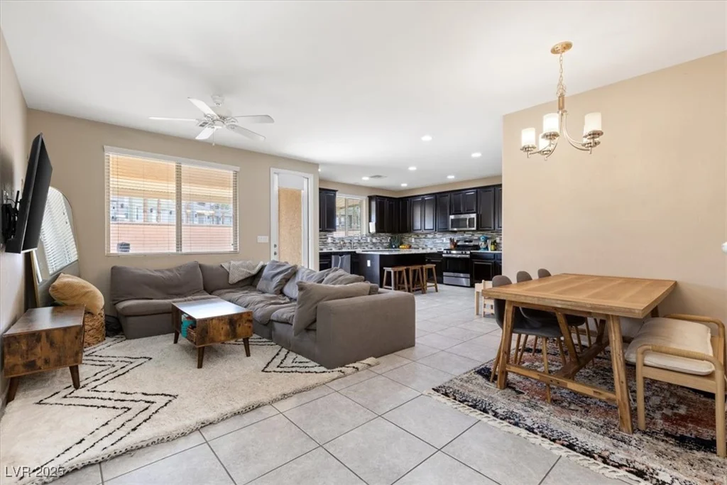 6301 Beavertail Pond, Las Vegas, NV 89122
