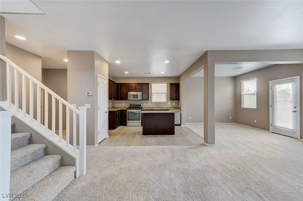 7534 Earnshaw, Las Vegas, NV 89179