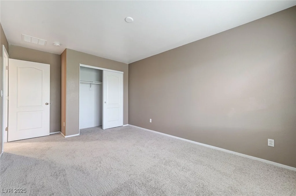 7534 Earnshaw, Las Vegas, NV 89179
