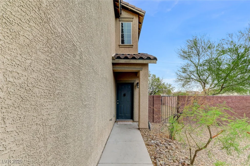 7534 Earnshaw, Las Vegas, NV 89179