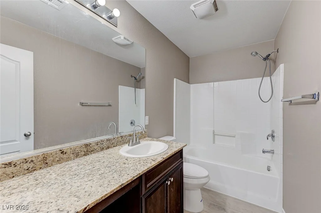 7534 Earnshaw, Las Vegas, NV 89179