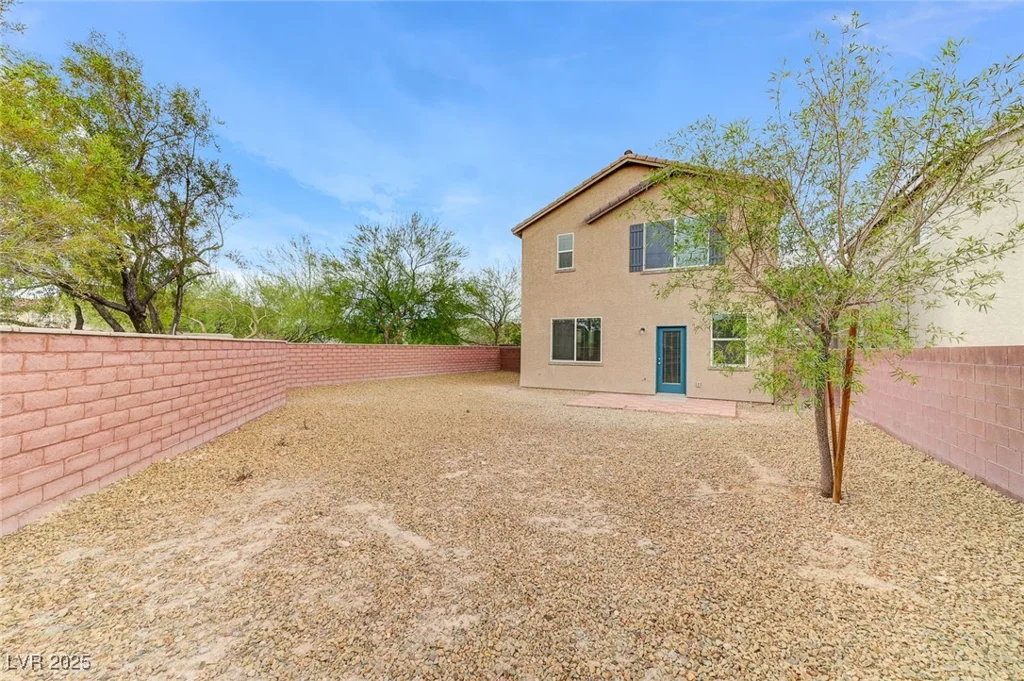 7534 Earnshaw, Las Vegas, NV 89179