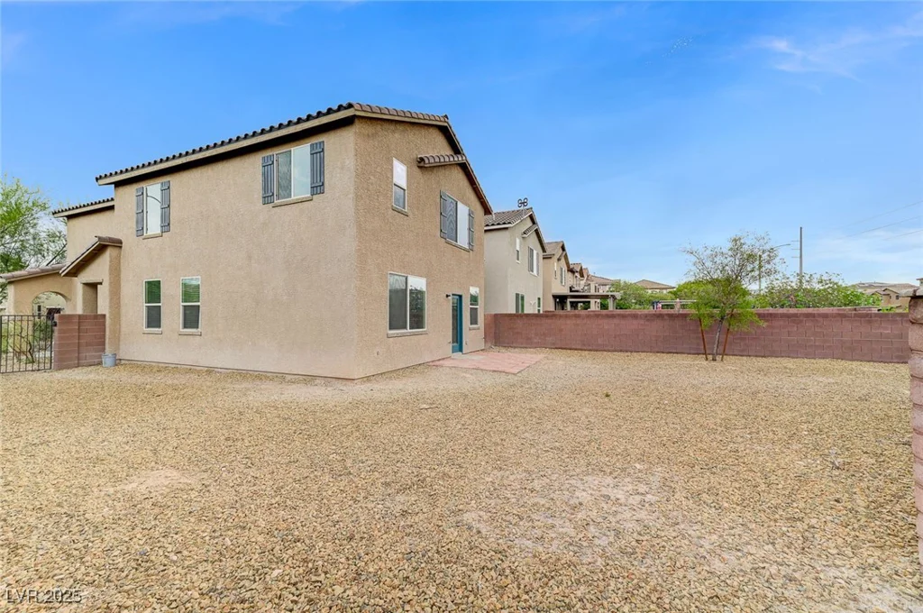 7534 Earnshaw, Las Vegas, NV 89179