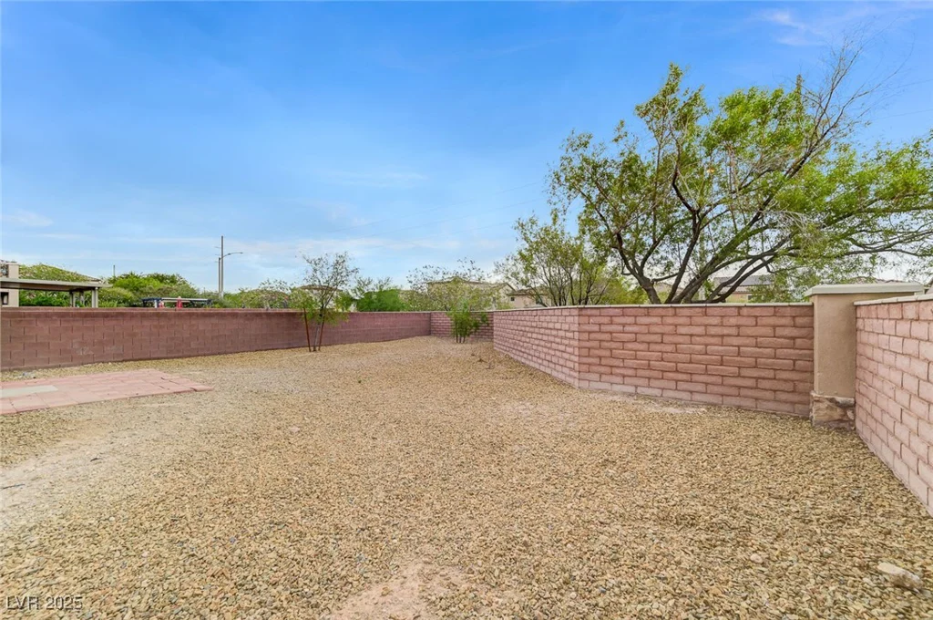 7534 Earnshaw, Las Vegas, NV 89179