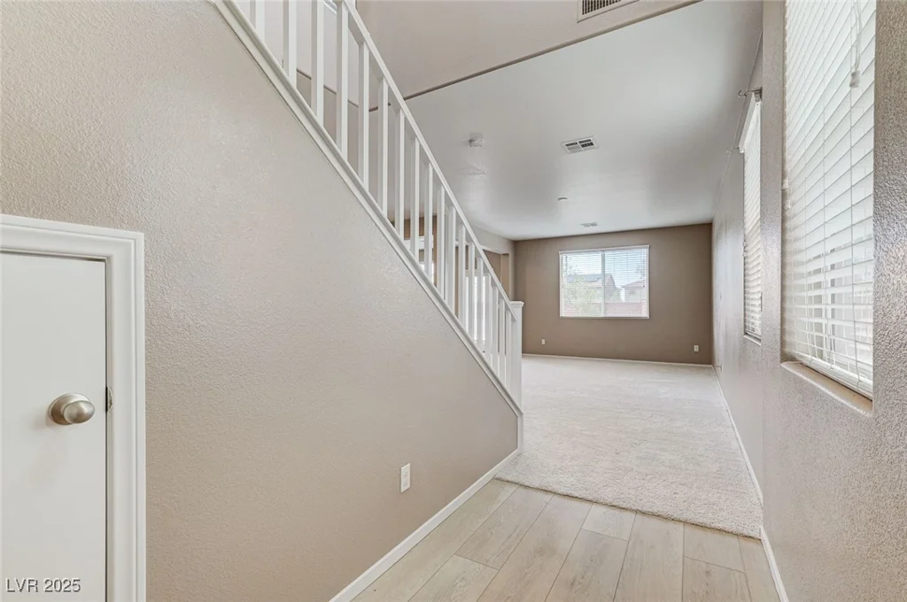 7534 Earnshaw, Las Vegas, NV 89179