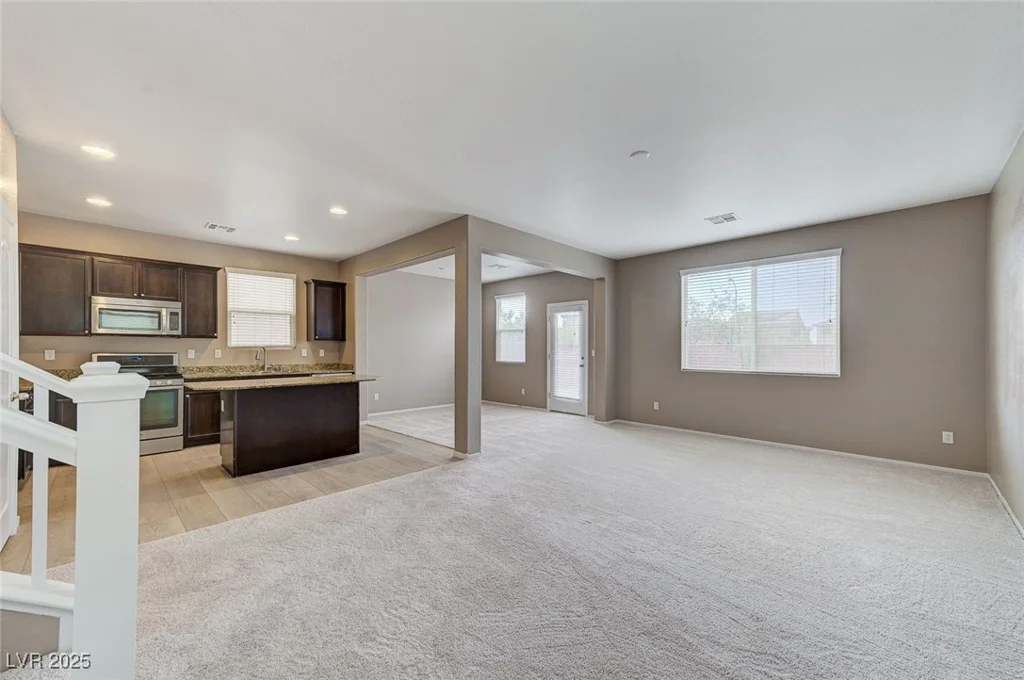 7534 Earnshaw, Las Vegas, NV 89179