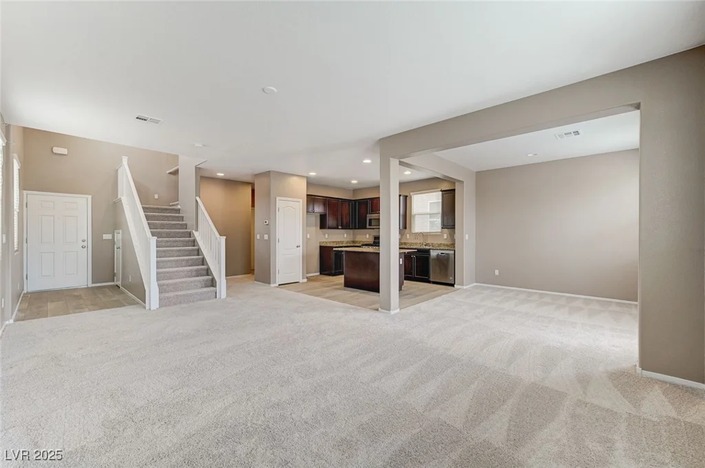 7534 Earnshaw, Las Vegas, NV 89179
