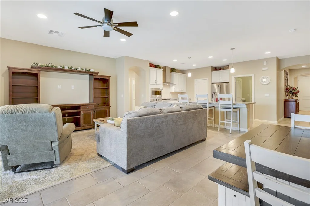 10415 Irish Cliffs, Las Vegas, NV 89149