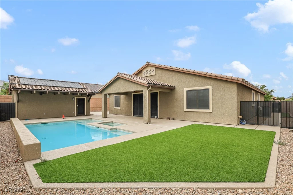 10415 Irish Cliffs, Las Vegas, NV 89149