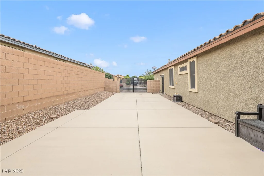 10415 Irish Cliffs, Las Vegas, NV 89149
