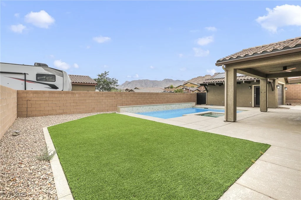 10415 Irish Cliffs, Las Vegas, NV 89149