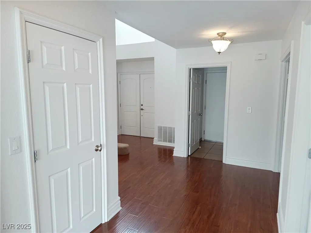 4768 Anchorage, Las Vegas, NV 89147