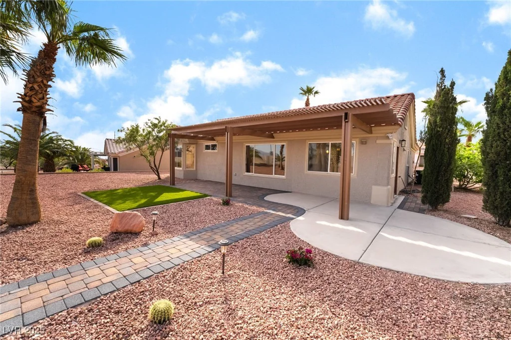 3157 Faiss, Las Vegas, NV 89134