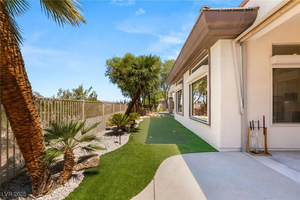 9 Knob Oak, Henderson, NV 89052