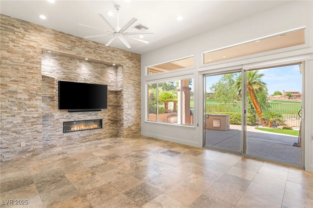 9 Knob Oak, Henderson, NV 89052