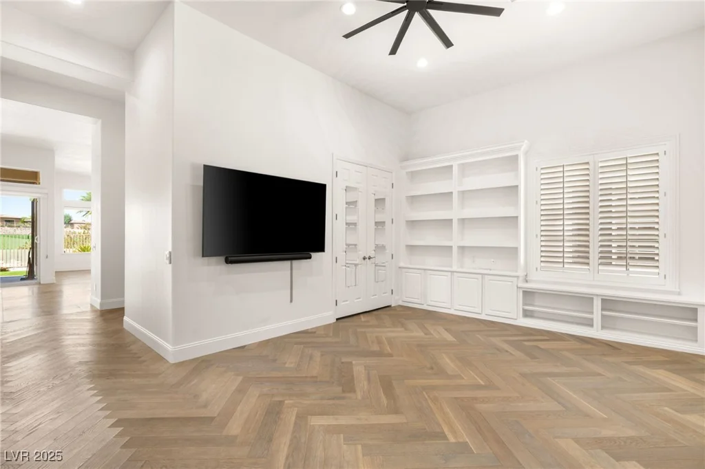 9 Knob Oak, Henderson, NV 89052