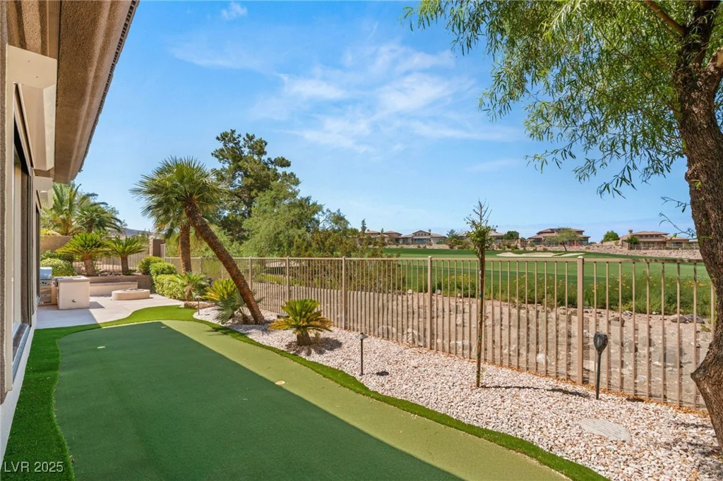 9 Knob Oak, Henderson, NV 89052