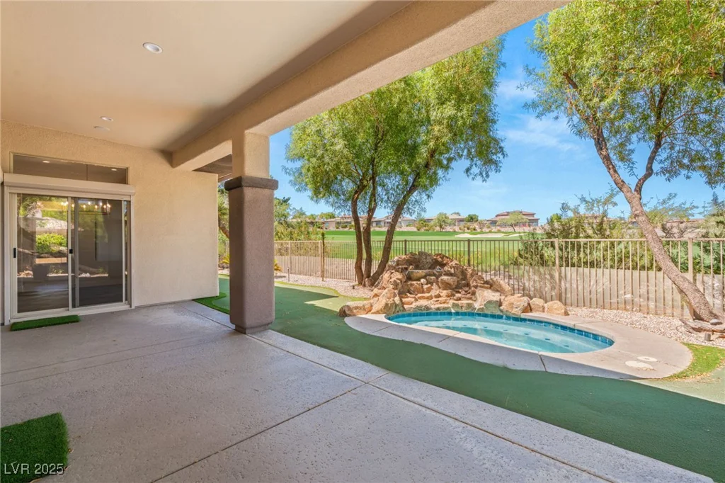 9 Knob Oak, Henderson, NV 89052