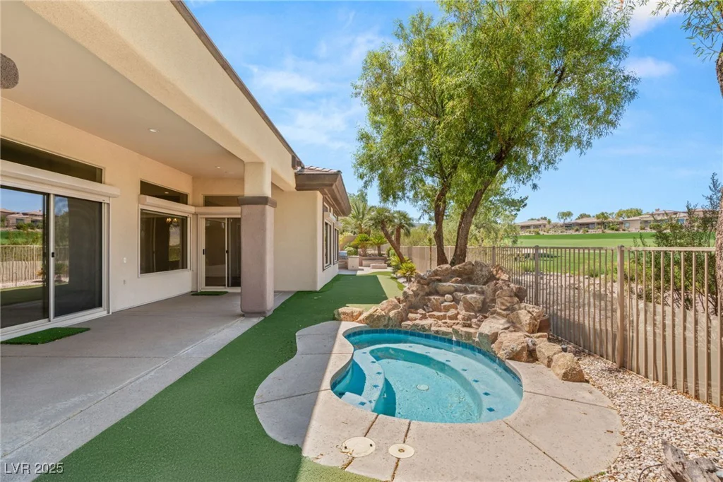 9 Knob Oak, Henderson, NV 89052