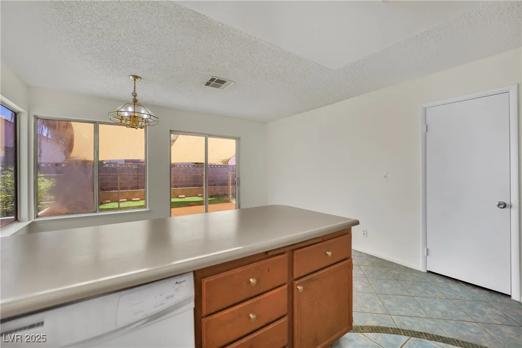 1676 Divinity, Las Vegas, NV 89142