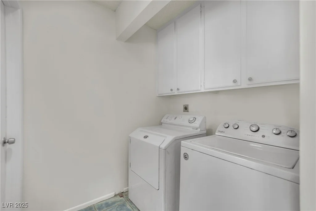 1676 Divinity, Las Vegas, NV 89142