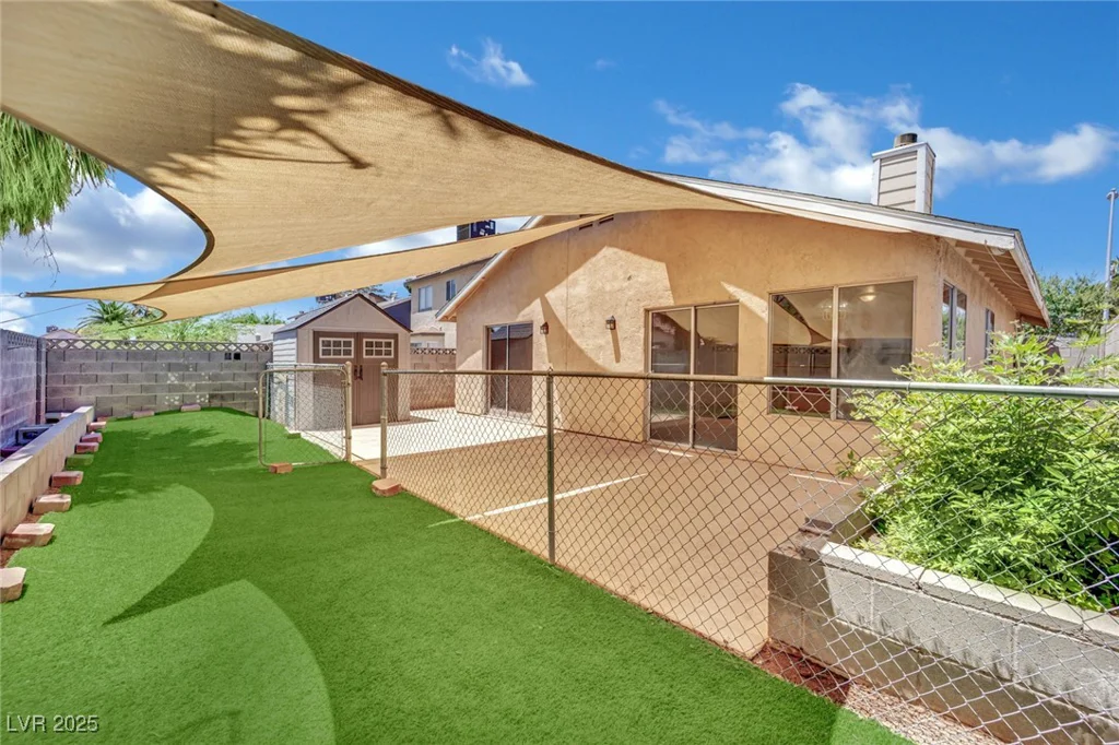 1676 Divinity, Las Vegas, NV 89142