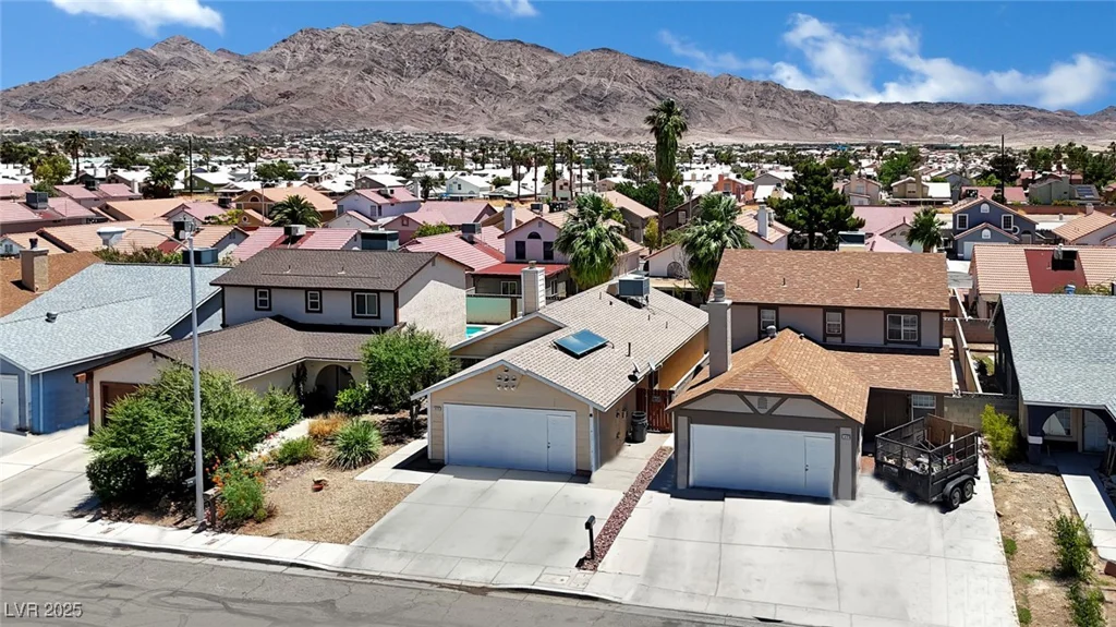 1676 Divinity, Las Vegas, NV 89142