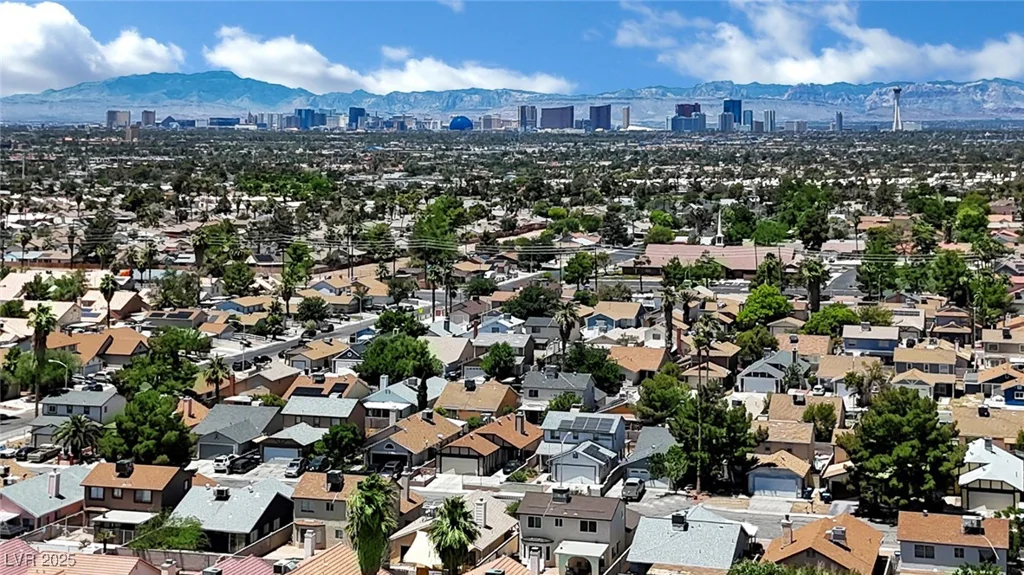 1676 Divinity, Las Vegas, NV 89142