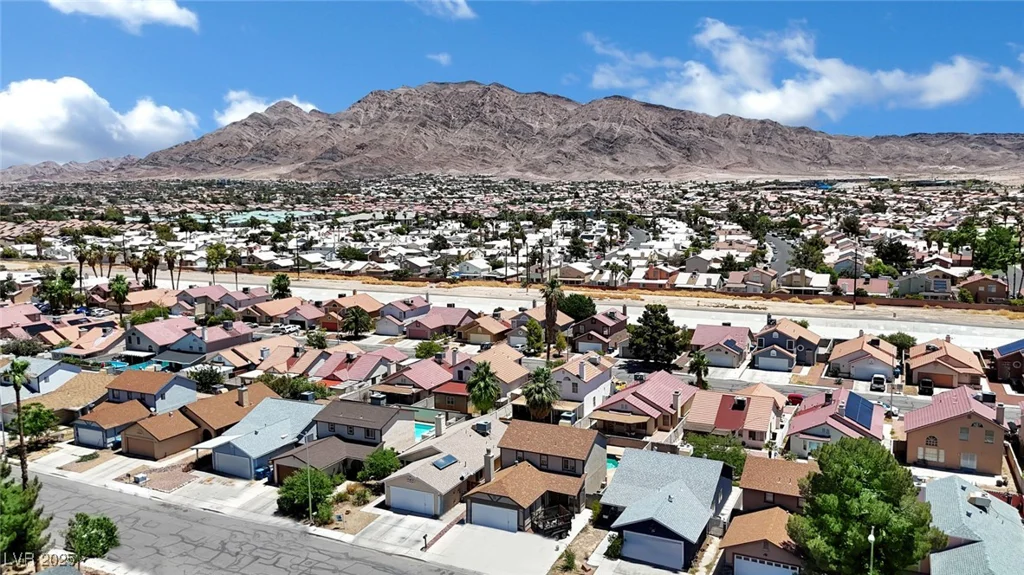 1676 Divinity, Las Vegas, NV 89142