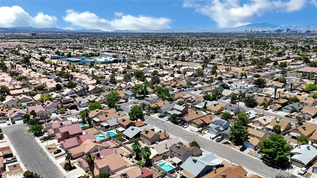 1676 Divinity, Las Vegas, NV 89142