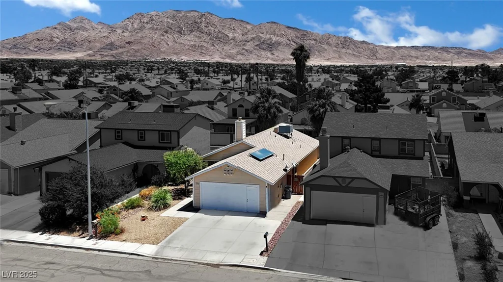 1676 Divinity, Las Vegas, NV 89142