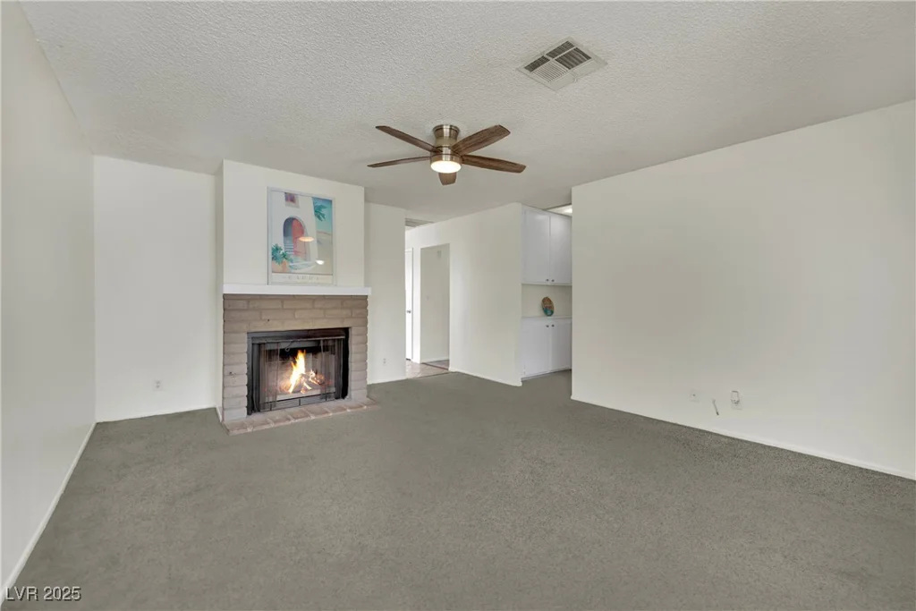 1676 Divinity, Las Vegas, NV 89142