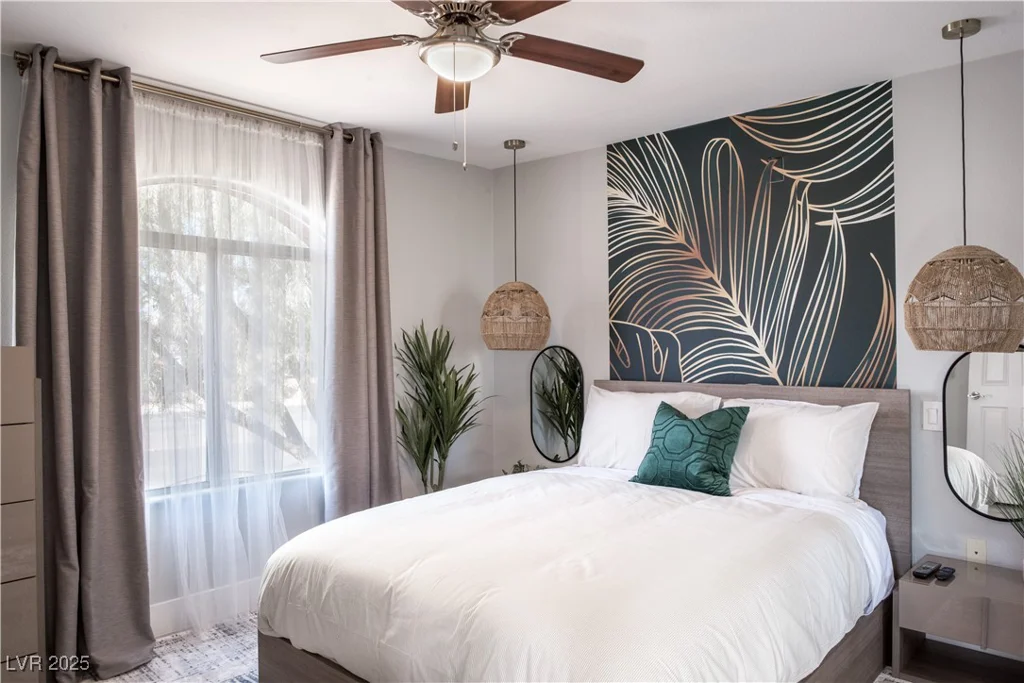 4400 Jones, Las Vegas, NV 89103