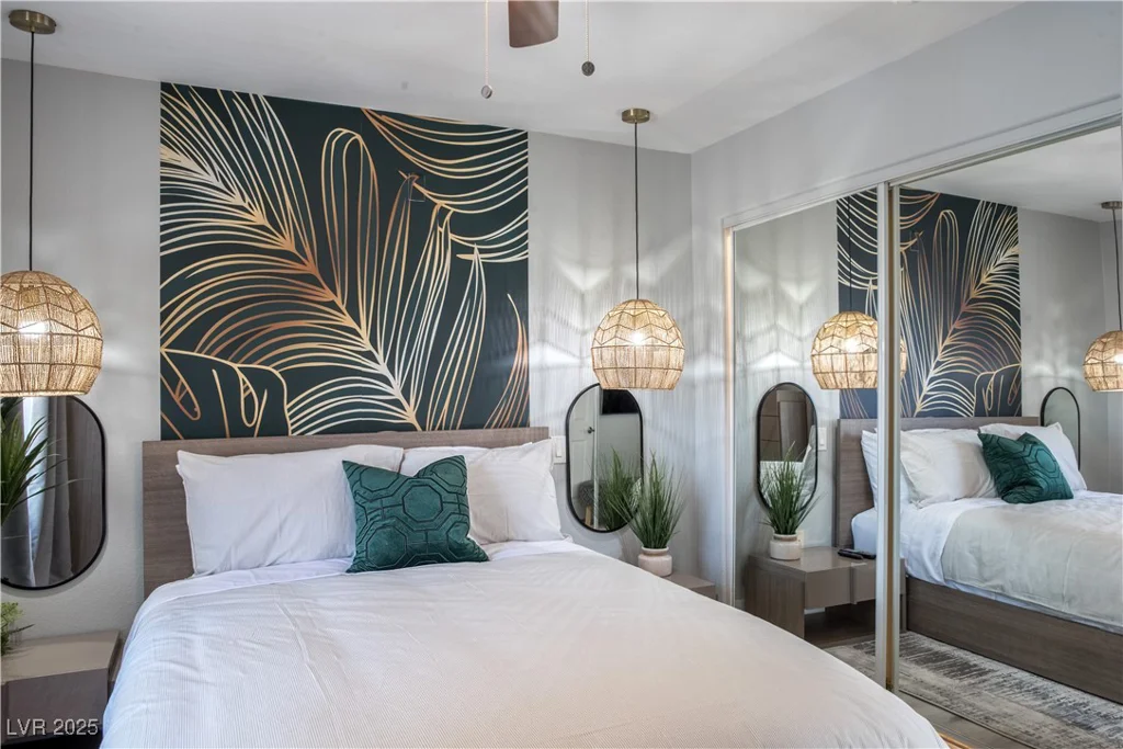 4400 Jones, Las Vegas, NV 89103