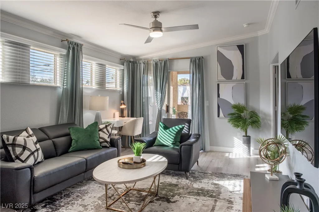4400 Jones, Las Vegas, NV 89103