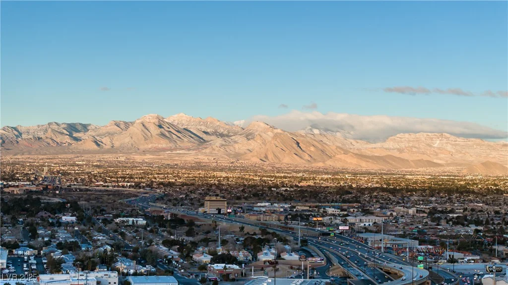700 Carson, Las Vegas, NV 89106