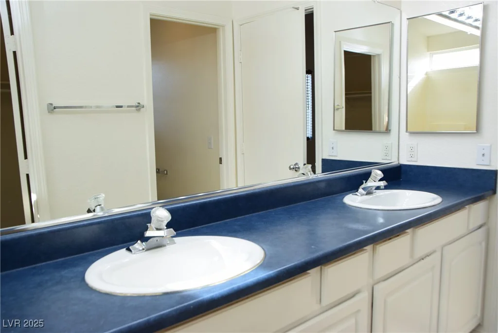 9025 Tumblewood, Las Vegas, NV 89143